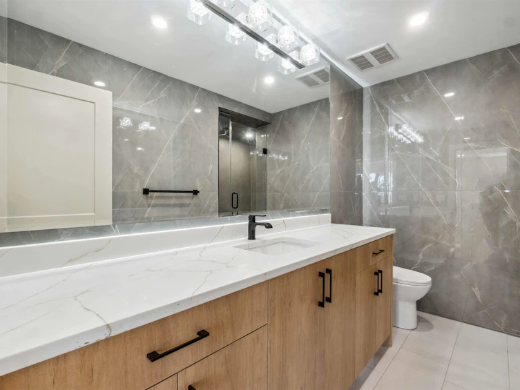 34064 Parr Avenue, Mission, BC, V2V 0J5 - 35