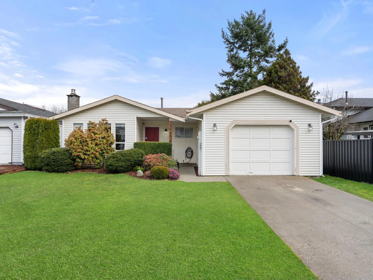 8446 119a Street, Delta, BC, V4C 7Z5 - 2