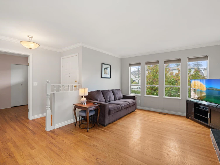 8446 119a Street, Delta, BC, V4C 7Z5 - 5