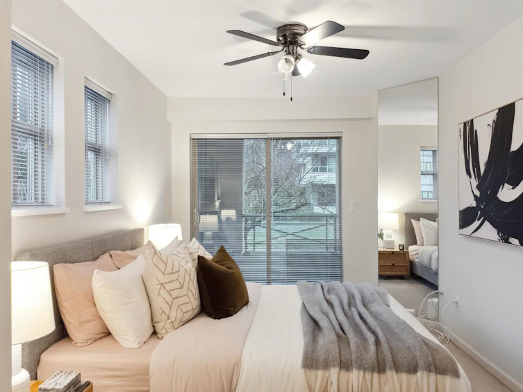 212-332 Lonsdale Avenue, North Vancouver, BC, V7M 3M5 - 14