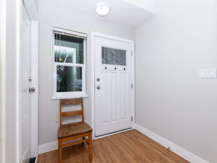 15-624 Shaw Road, Gibsons, BC, V0N 1V8 - 5