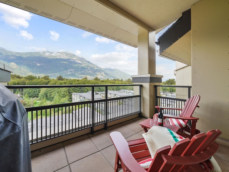 603 - 1211 Village Green Way, Squamish BC V8B 0R7