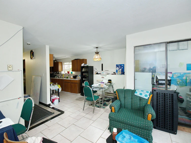 10-856 E Broadway, Vancouver, BC, V5T 1Y1 - 5