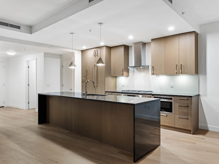 1405-1588 Johnston Road, Surrey, BC, V4B 3Z7 - 11