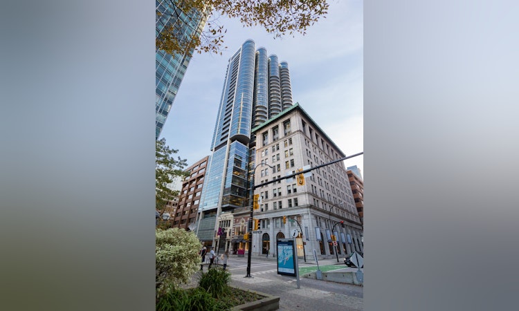 2602-838 W Hastings Street