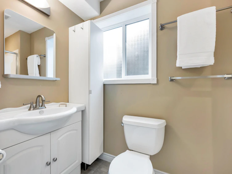 4860 201 Street, Langley, BC, V3A 1P4 - 22