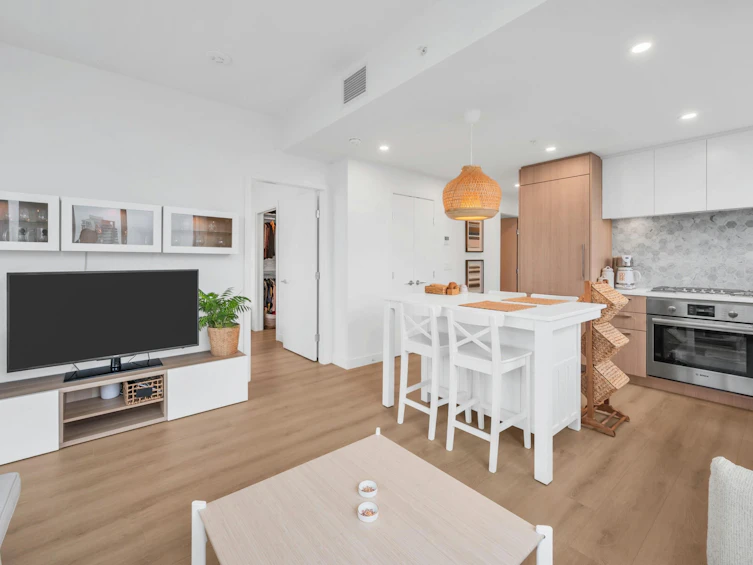 2407-2425 Alpha Avenue, Burnaby, BC, V5C 0N6 - 2