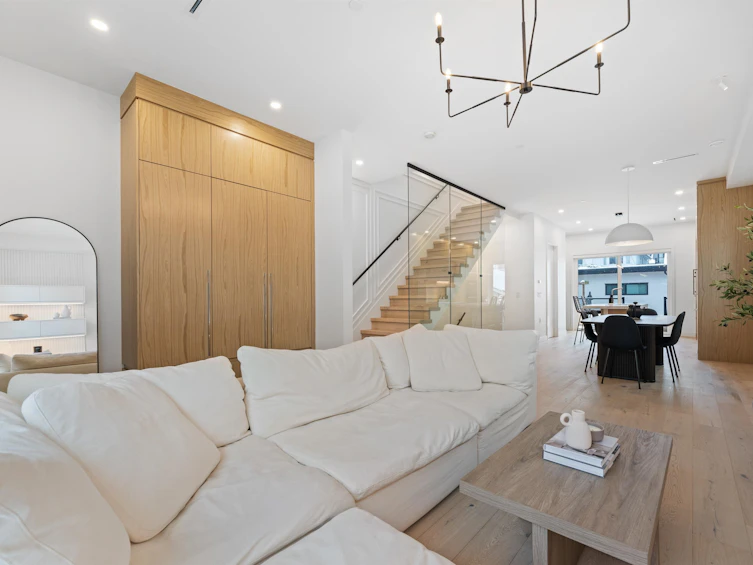 258 E 37th Avenue, Vancouver, BC, V5W 1E6 - 9