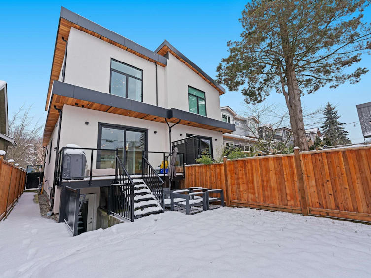 258 E 37th Avenue, Vancouver, BC, V5W 1E6 - 34