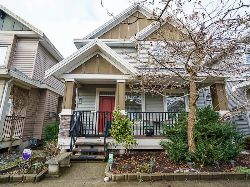 7141 195a Street, Surrey BC V4N 5Z5