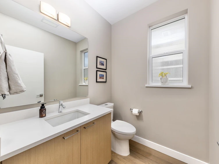 1709 Sparrow Way, Squamish, BC, V8B 0V3 - 23