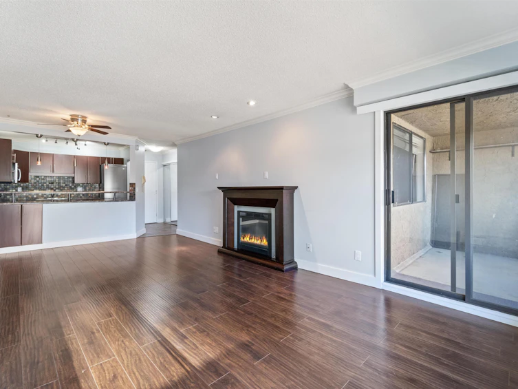 302-436 Seventh Street, New Westminster, BC, V3M 3L3 - 6