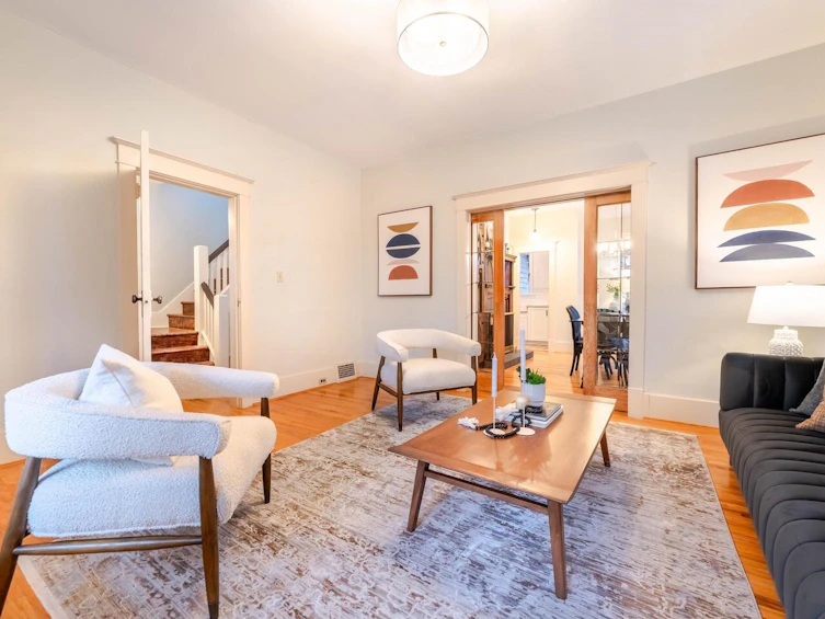 4537 Welwyn Street, Vancouver, BC, V5N 3Z3 - 3