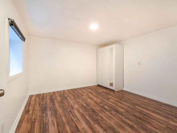 4537 Welwyn Street, Vancouver, BC, V5N 3Z3 - 32