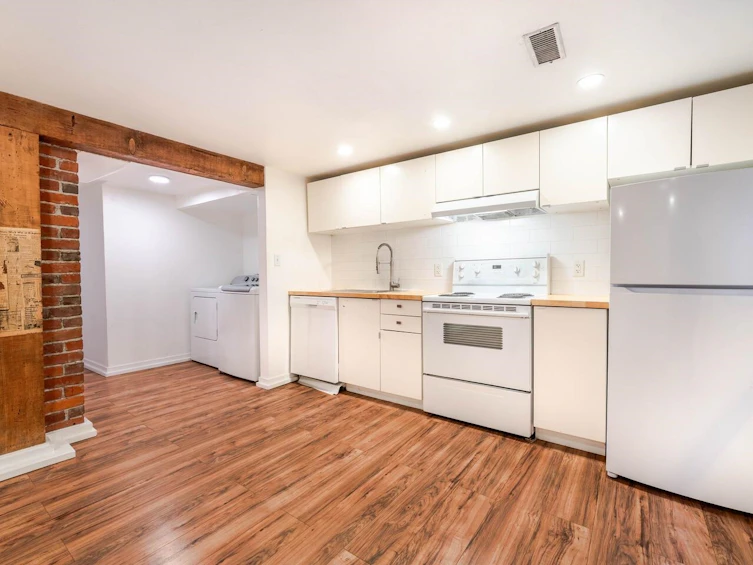 4537 Welwyn Street, Vancouver, BC, V5N 3Z3 - 30