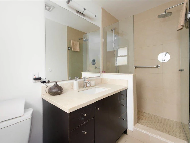 3001 Paisley Road, North Vancouver, BC, V7R 1C7 - 19