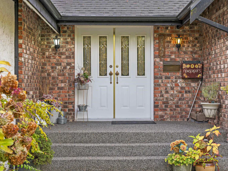 2165 Kirkstone Road, North Vancouver, BC, V7J 3N3 - 2