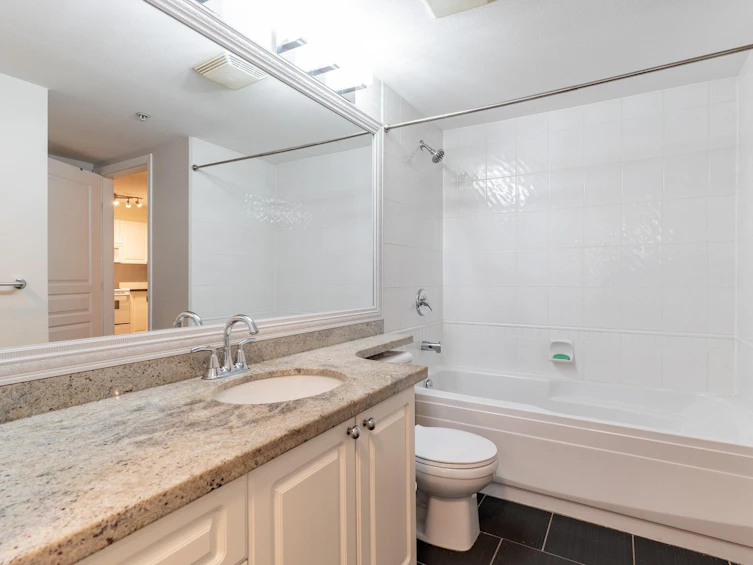 210-1363 56 Street, Delta, BC, V4L 2P7 - 10