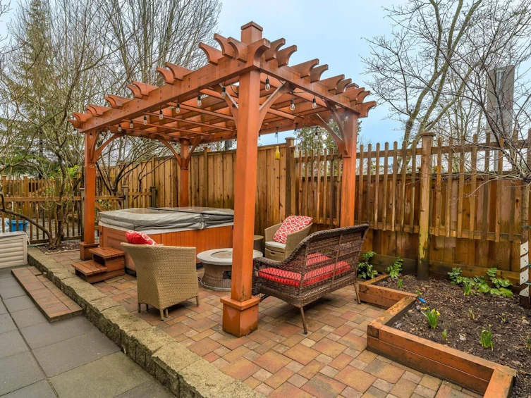 108-4272 Albert Street, Burnaby, BC, V5C 2E8 - 23