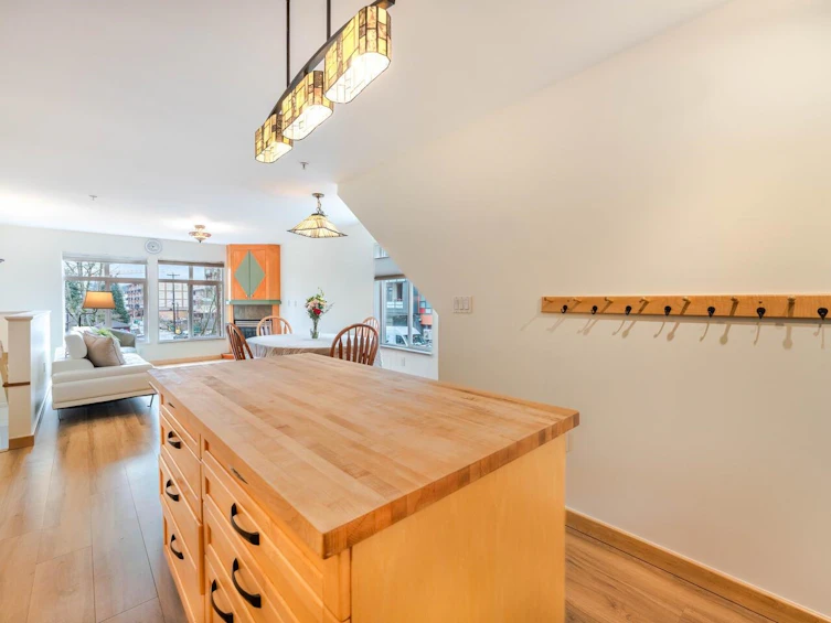 108-4272 Albert Street, Burnaby, BC, V5C 2E8 - 5