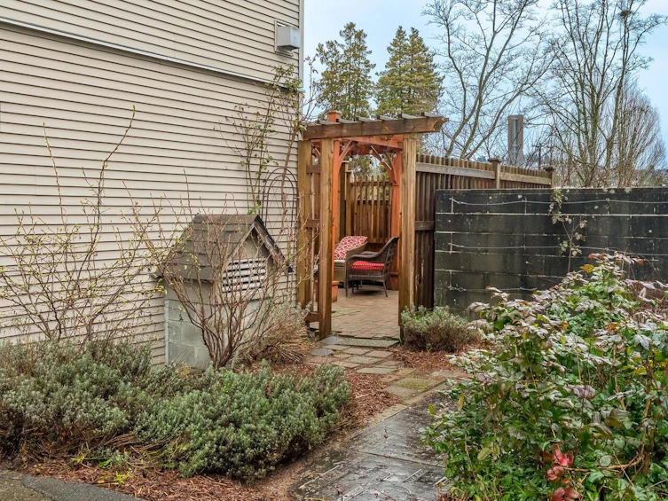108-4272 Albert Street, Burnaby, BC, V5C 2E8 - 24