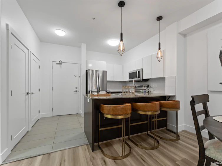 220-13733 107a Avenue, Surrey, BC, V3T 0B7 - 9