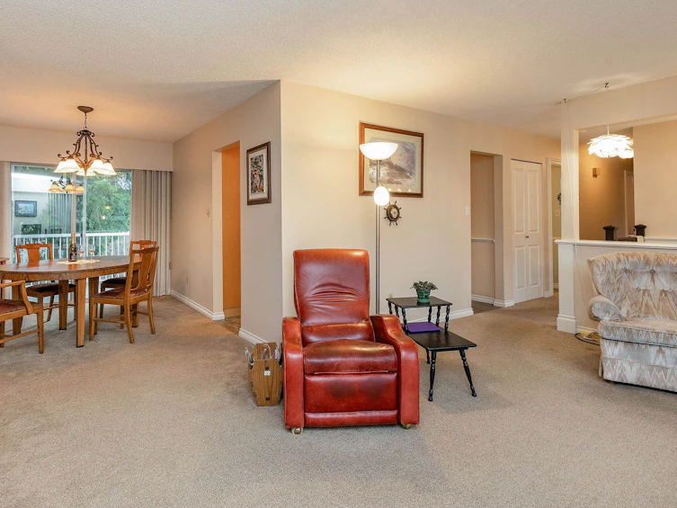 15613 18 Avenue, Surrey, BC, V4A 1X3 - 7