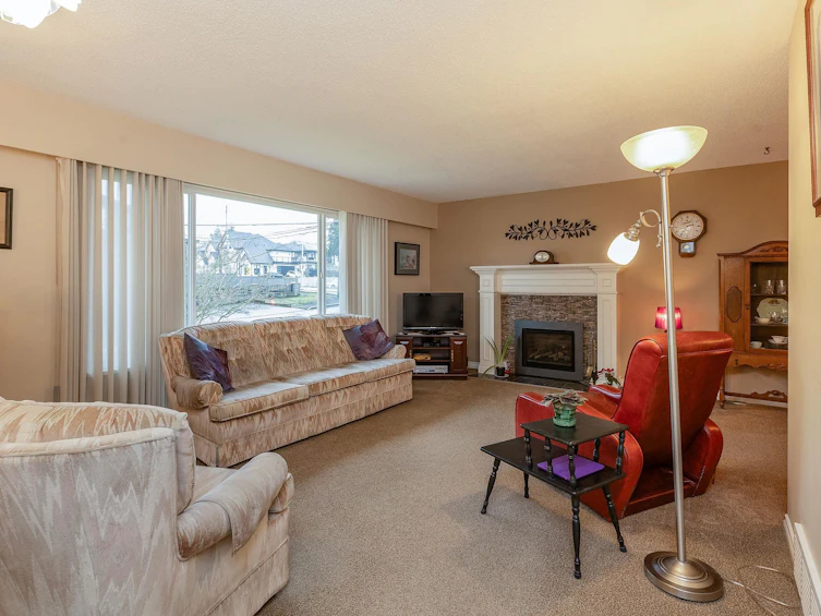 15613 18 Avenue, Surrey, BC, V4A 1X3 - 4