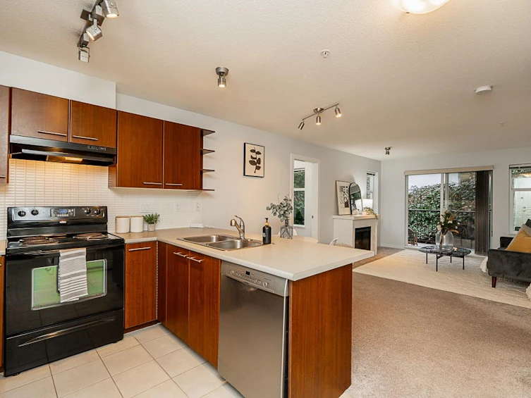 311-4799 Brentwood Drive, Burnaby, BC, V5C 0C4 - 7