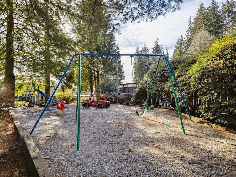 4721 Hoskins Road, North Vancouver, BC, V7K 2R3 - 37