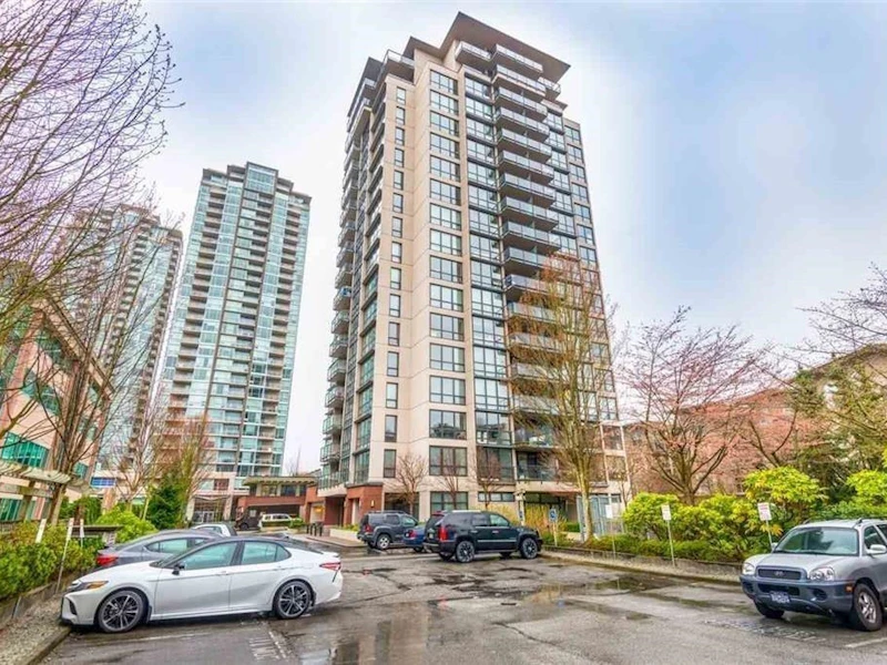 1105 - 2959 Glen Drive, Coquitlam BC V3B 0B8