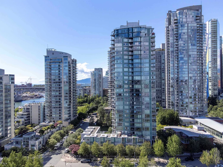 1487 Homer Street, Vancouver, BC, V6Z 3C8 - 2