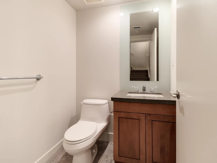 1487 Homer Street, Vancouver, BC, V6Z 3C8 - 13