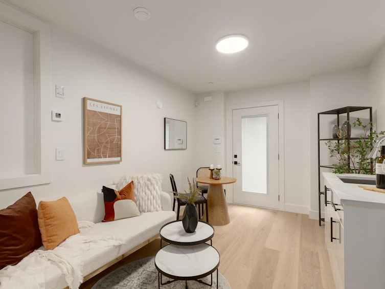2-2658 Dundas Street, Vancouver, BC, V5K 1P9 - 23