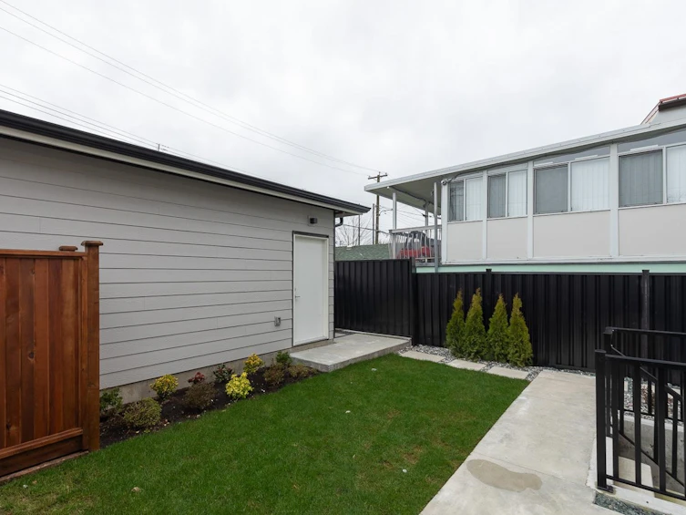 2-2658 Dundas Street, Vancouver, BC, V5K 1P9 - 27