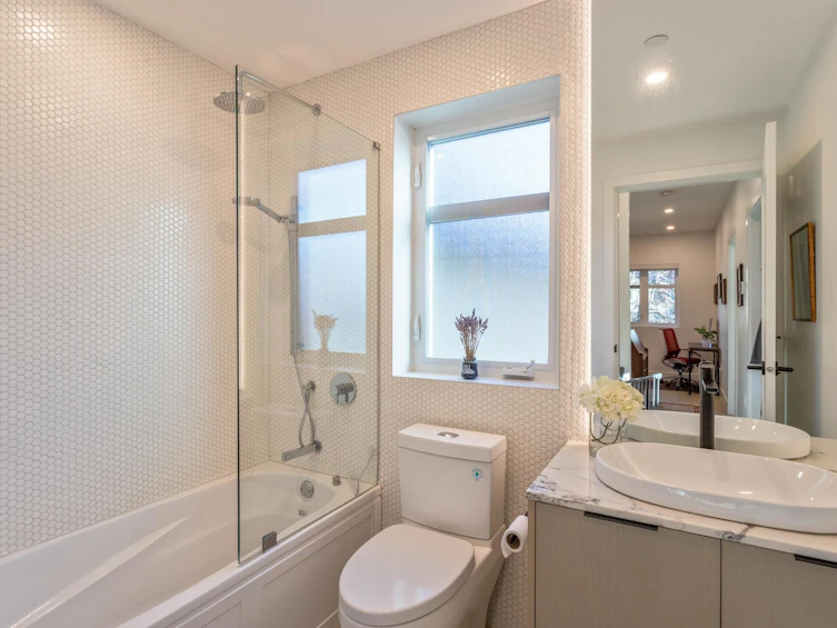 3188 Inverness Street, Vancouver, BC, V5T 0J6 - 14