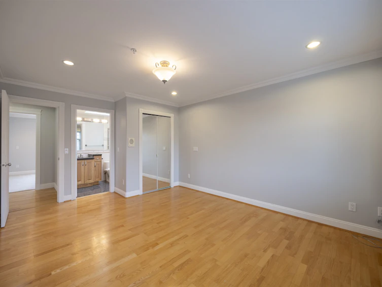 3311 44th E Avenue, Vancouver, BC, V5R 3B3 - 20