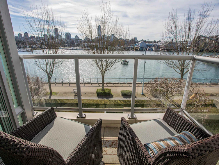 TH105-426 Beach Crescent, Vancouver, BC, V6Z 3E9 - 16