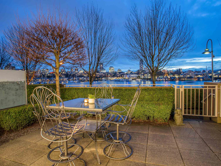 TH105-426 Beach Crescent, Vancouver, BC, V6Z 3E9 - 28