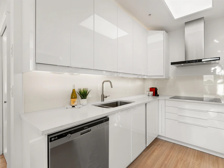 2302-289 Drake Street, Vancouver, BC, V6B 5Z5 - 14