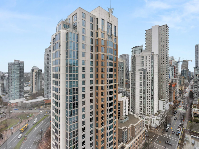 2302-289 Drake Street, Vancouver, BC, V6B 5Z5 - 4