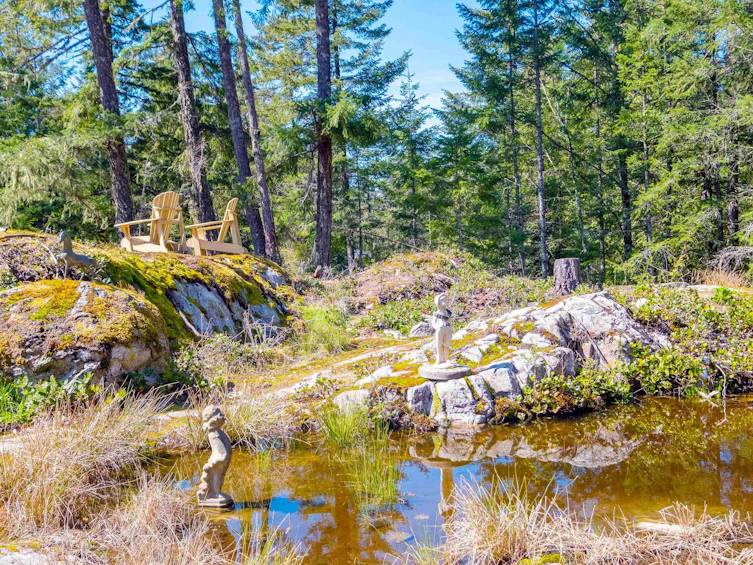 1570 Douglas Road, Bowen Island, BC, V0N 1G2 - 12