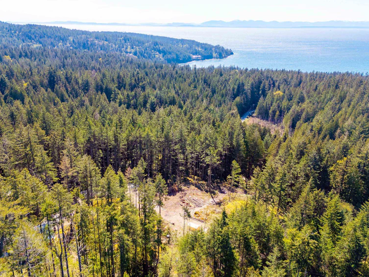 1570 Douglas Road, Bowen Island, BC, V0N 1G2 - 5
