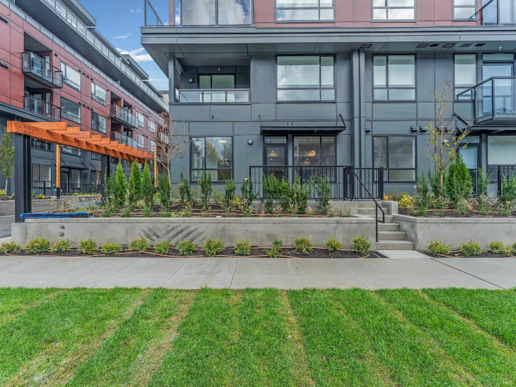E104-13858 108 Avenue, Surrey, BC, V3T 2K8 - 2