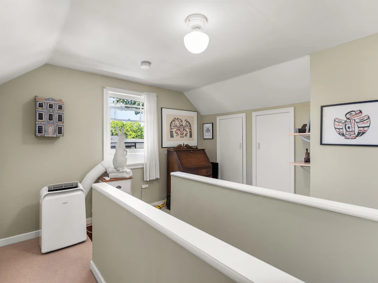 4533 W 8th Avenue, Vancouver, BC, V6R 2A4 - 13