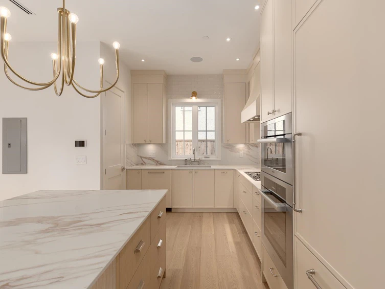 1-3165 W 14th Avenue, Vancouver, BC, V6K 2X9 - 10