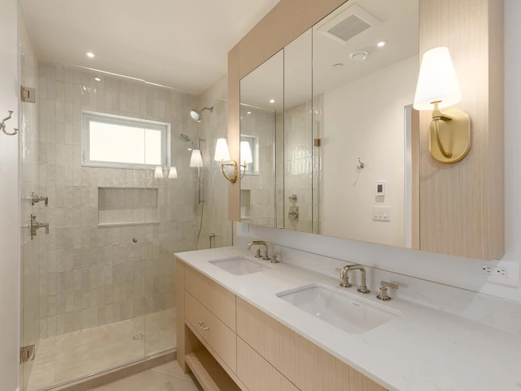1-3165 W 14th Avenue, Vancouver, BC, V6K 2X9 - 15