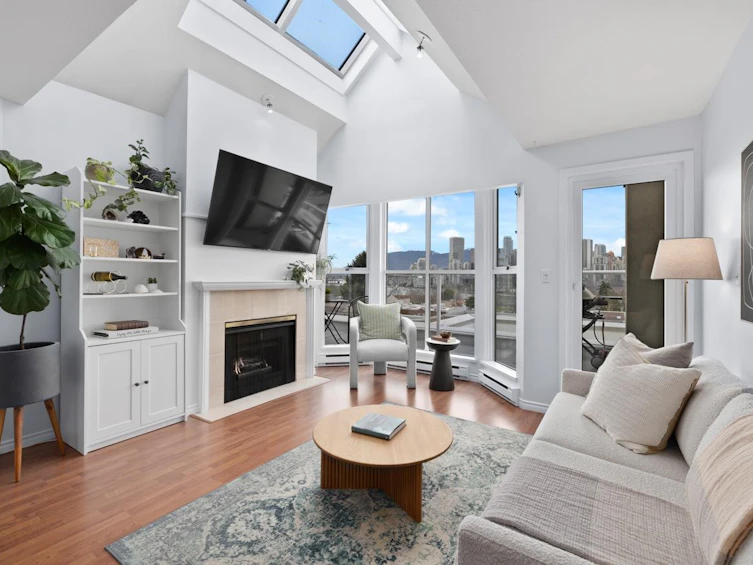 207-953 W 8th Avenue, Vancouver, BC, V5Z 1E4 - 4