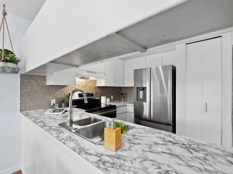 207-953 W 8th Avenue, Vancouver, BC, V5Z 1E4 - 9