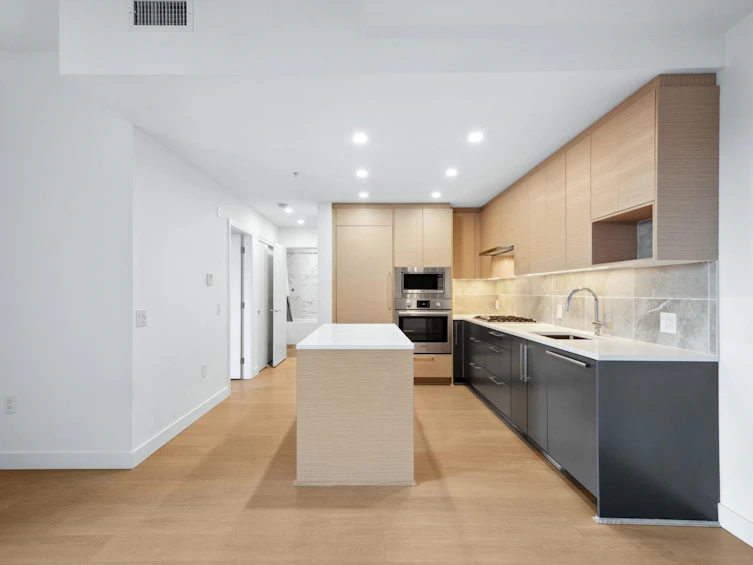409-8888 Osler Street, Vancouver, BC, V6P 4G2 - 11